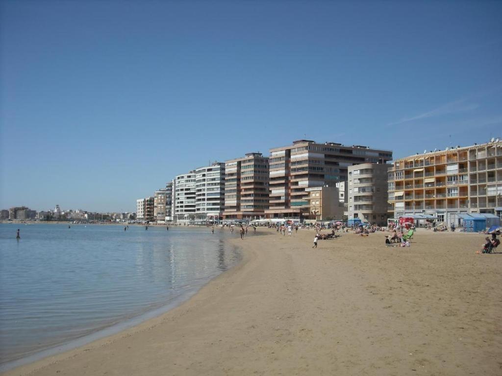 Bonito Apartamento En Torrevieja Exteriör bild